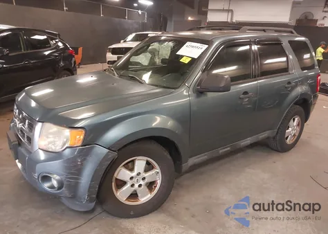 2011 Ford Escape Xlt из США, поврежденный, VIN 1FMCU9DG9BKB08987